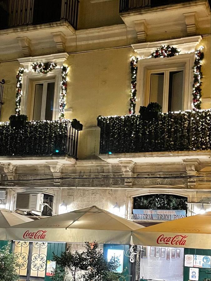 Отель Palazzo Le Travi Бари Экстерьер фото